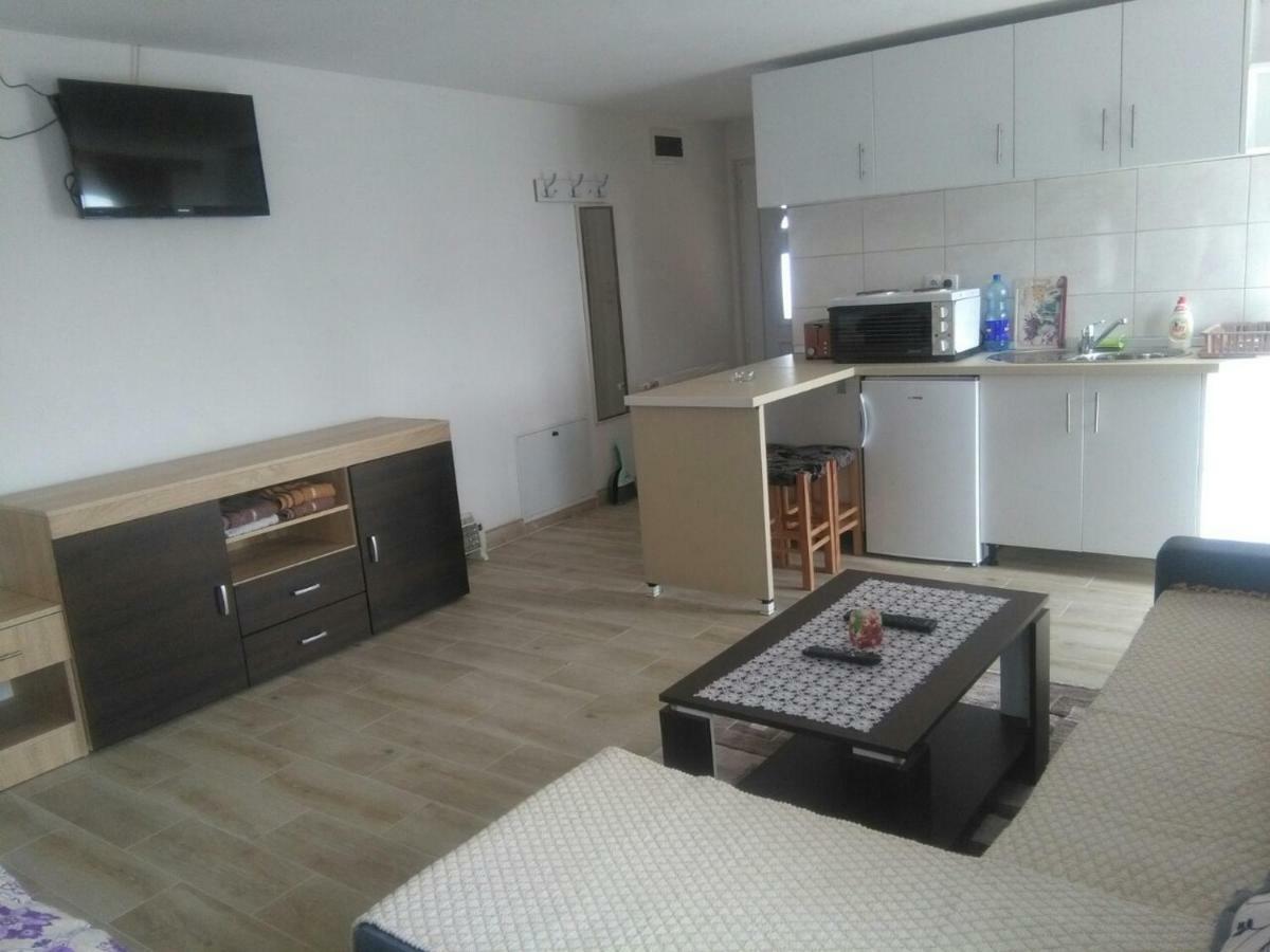 Apartmani "Babici" Баня-Лука Екстер'єр фото